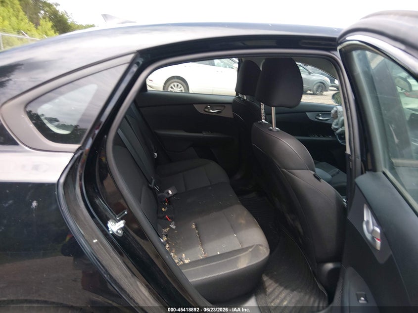 2024 KIA FORTE auction photo 8