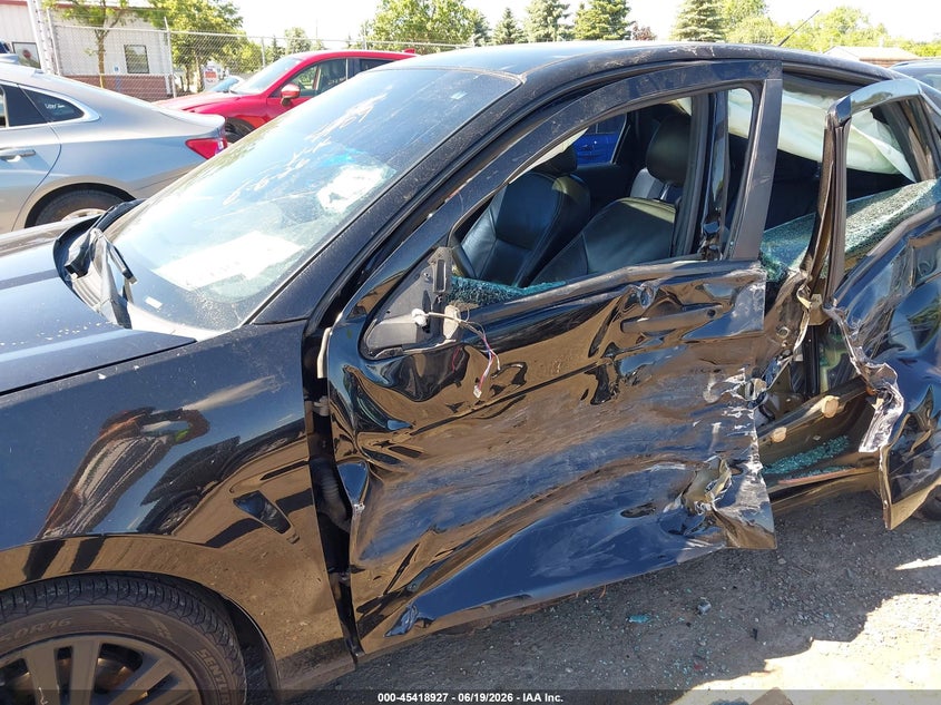 2011 FORD FOCUS auction photo 6
