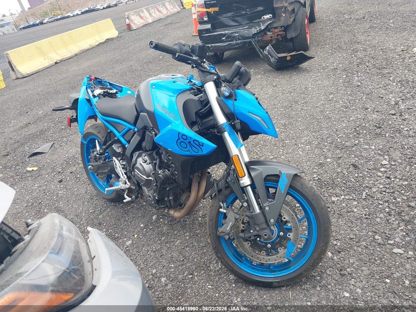 2024 SUZUKI GSX800 auction photo 1