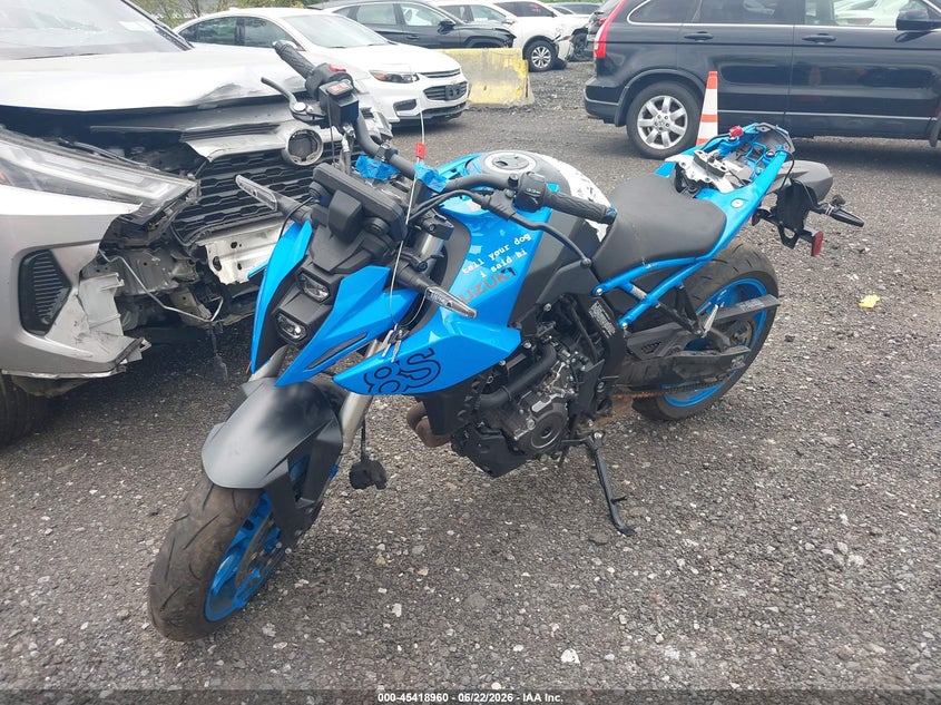 2024 SUZUKI GSX800 auction photo 2