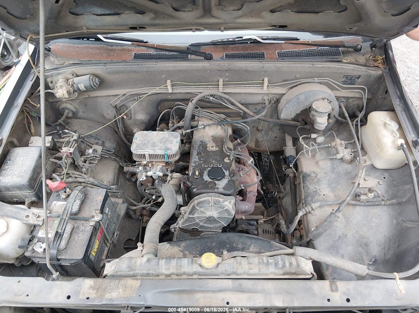 1989 Isuzu Conventional Short Bed VIN: JAACL11L2K7241952 Lot: 45419009
