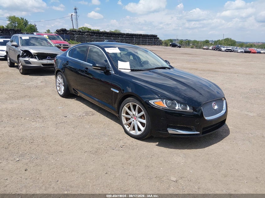 2014 JAGUAR XF I4 T