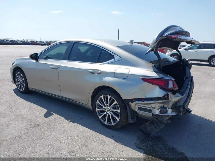 2021 LEXUS ES 300H auction photo 3