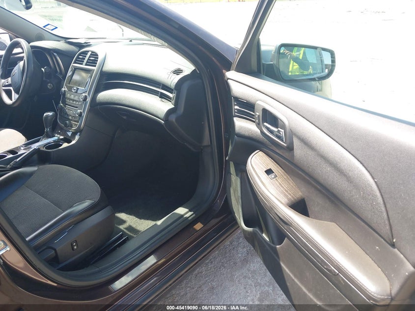 2015 CHEVROLET MALIBU auction photo 5