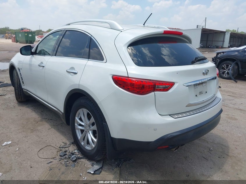 2017 INFINITI QX70 auction photo 3