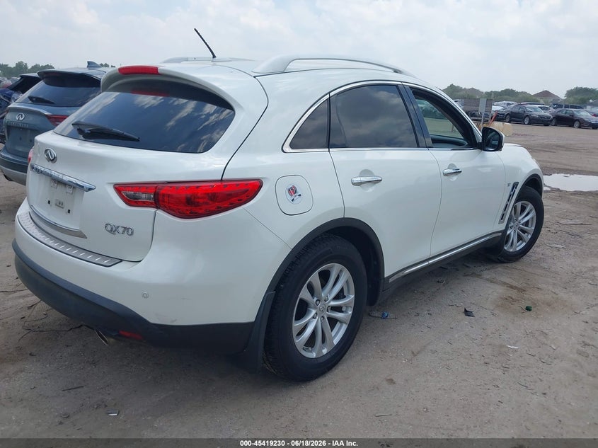 2017 INFINITI QX70 auction photo 4