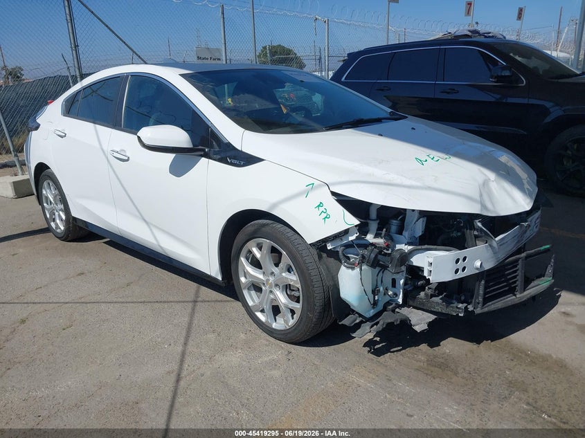 Vin: 1g1rd6s50ju157568, lot: 45917346, chevrolet volt premier 2018 img_1