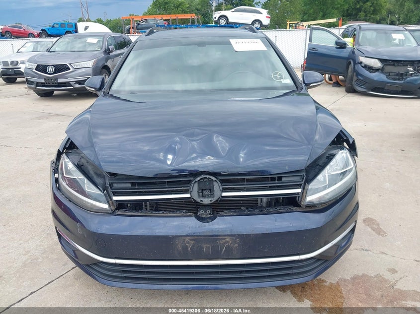 AtlanticExpress - Volkswagen Golf SportWagen