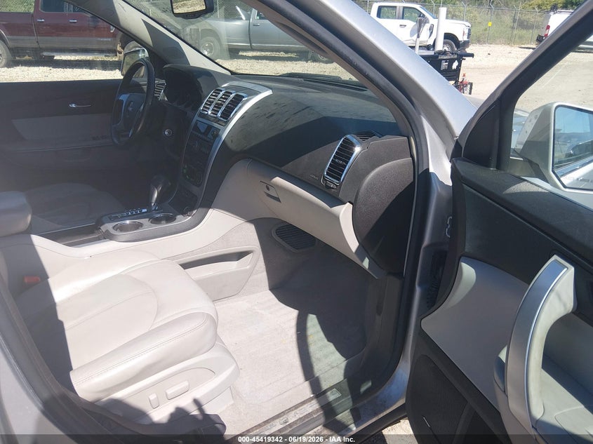 2009 GMC ACADIA auction photo 5