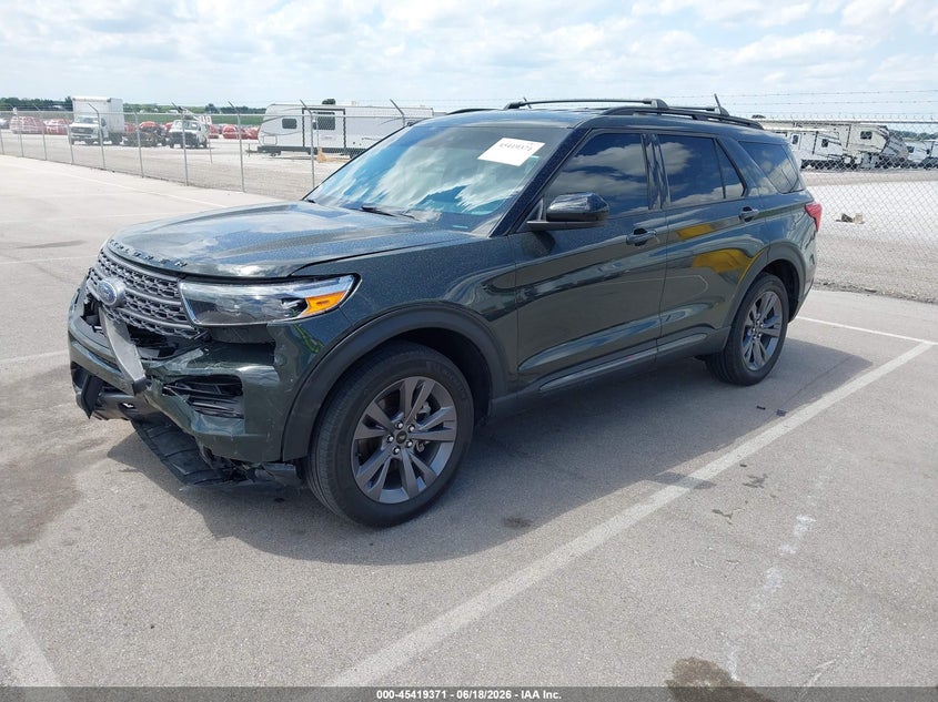 2022 FORD EXPLORER auction photo 2