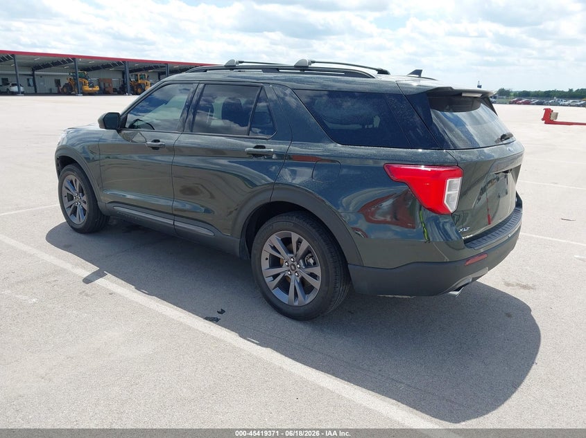 2022 FORD EXPLORER auction photo 3