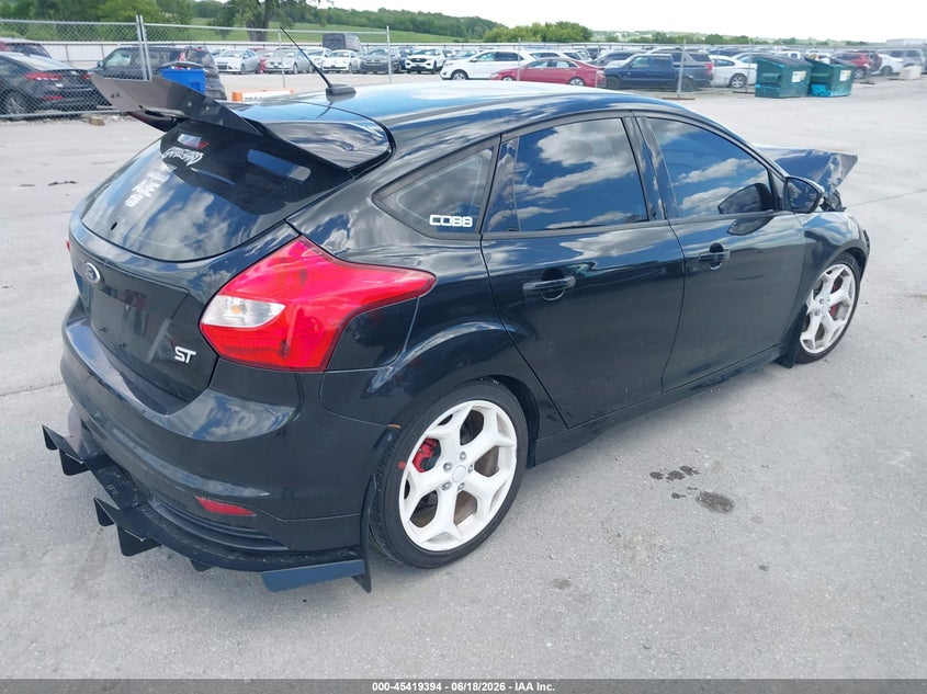 2014 FORD FOCUS ST auction photo 4