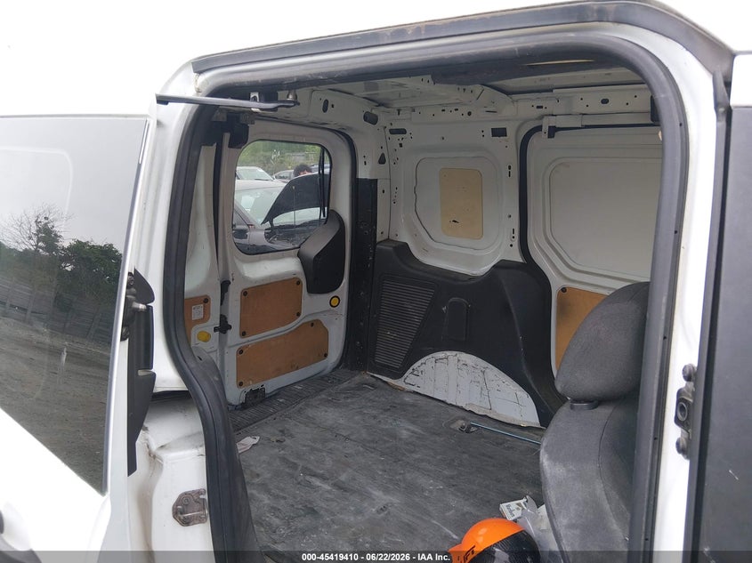 AtlanticExpress - Ford Transit Connect