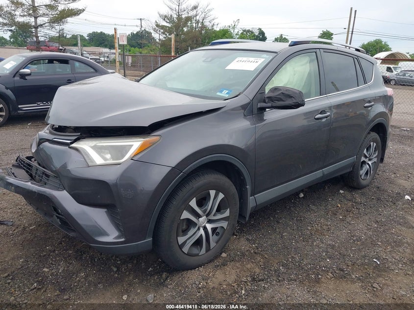2018 TOYOTA RAV4 auction photo 2