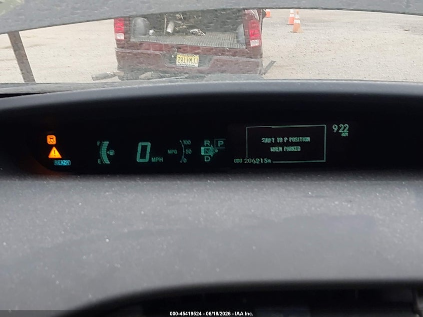 2011 TOYOTA PRIUS auction photo 7
