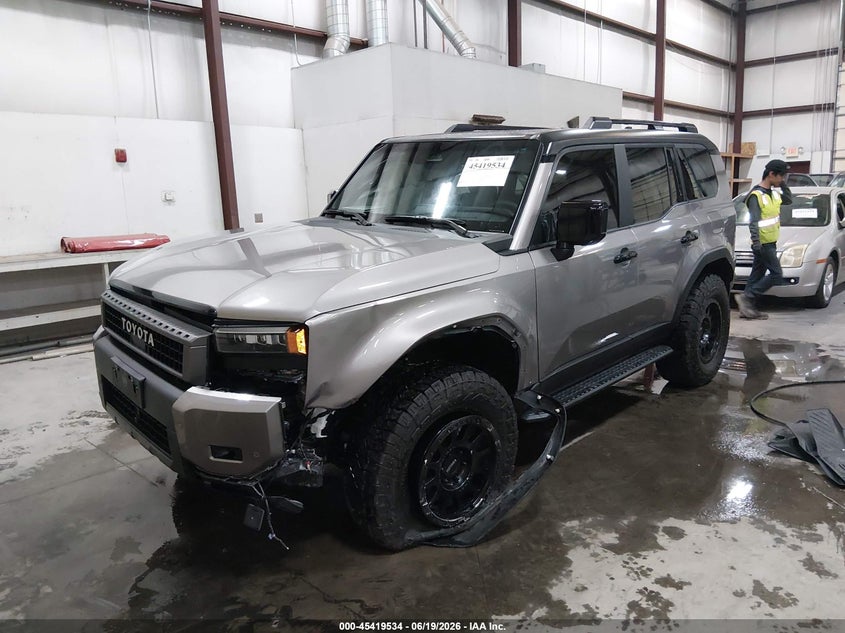Vin: jteabfaj7tk051752, lot: 45917585, toyota land cruiser 20262