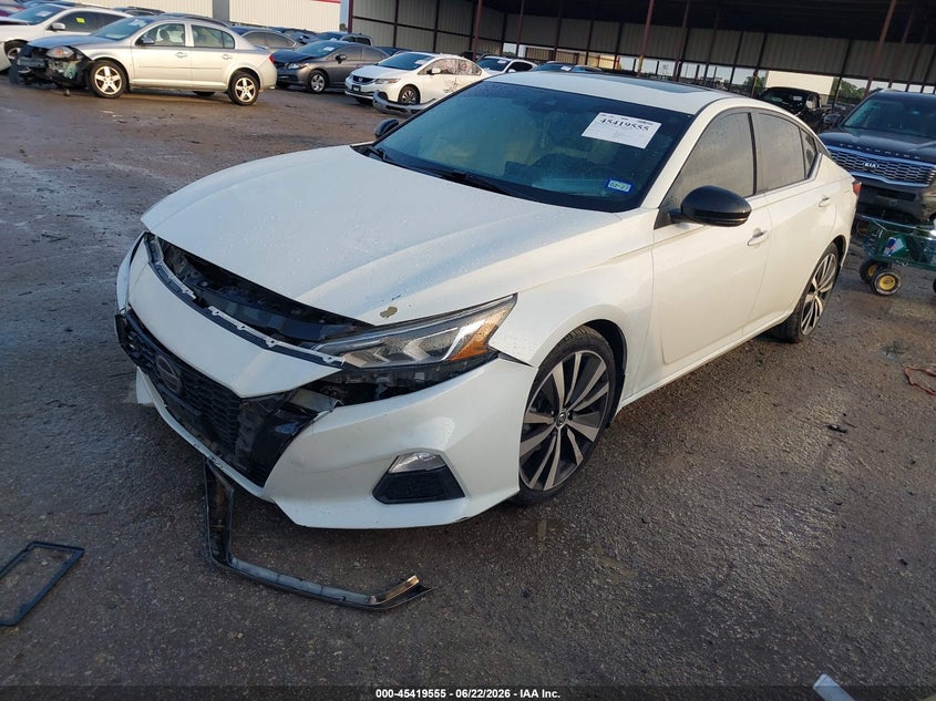 2020 NISSAN ALTIMA auction photo 2