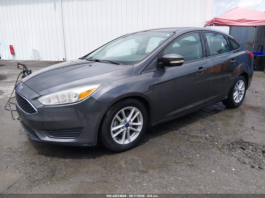 2017 Ford Focus, Normal Wear & Tear, IAAI, VIN 1FADP3F23HL292024 — photo 2