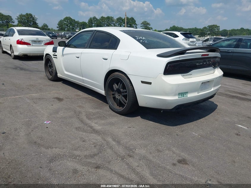 Vin: 2b3cl5ct5bh555100, lot: 45917708, dodge charger r/t 20113