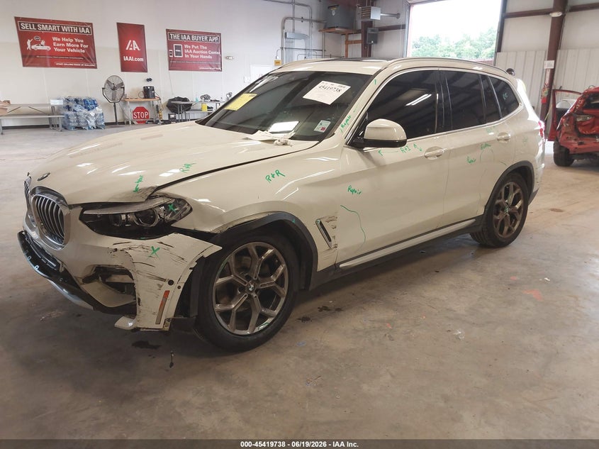 2021 BMW X3 auction photo 2