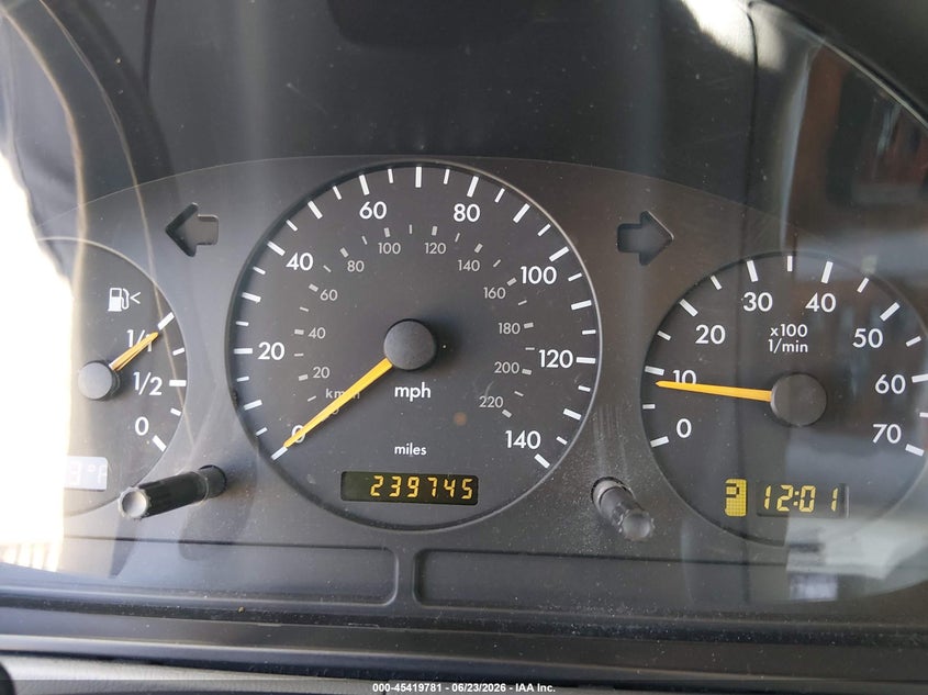 2000 Mercedes-Benz Ml 320 VIN: 4JGAB54EXYA213041 Lot: 45419781