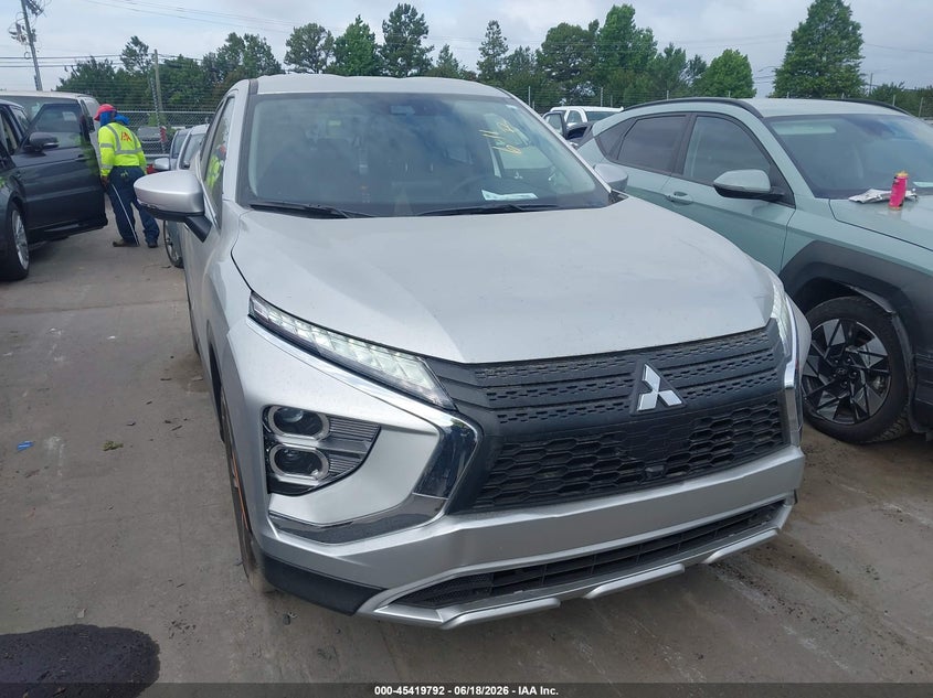2026 Mitsubishi Eclipse Cross Black Edition S-Awc/Se S-Awc/Sel S-Awc VIN: JA4ATWAAXTZ025925 Lot: 45419792
