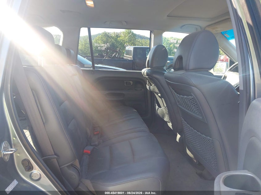 2007 HONDA PILOT auction photo 8