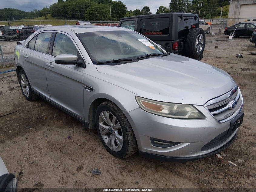 Vin: 1fahp2ew9ag160707, lot: 45917971, ford taurus sel 2010 img_1