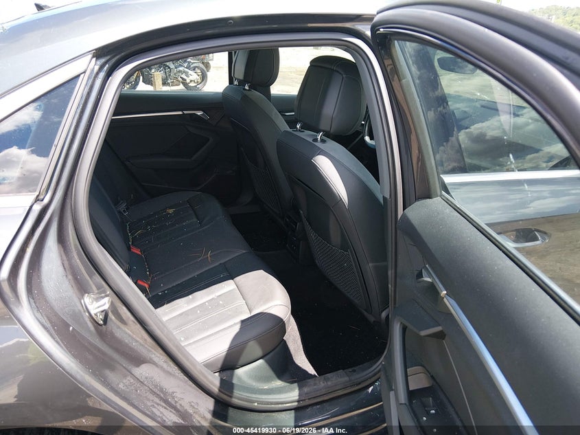 2022 Audi A3 Premium 40 Tfsi Quattro S Tronic VIN: WAUGUDGY0NA018079 Lot: 45419930