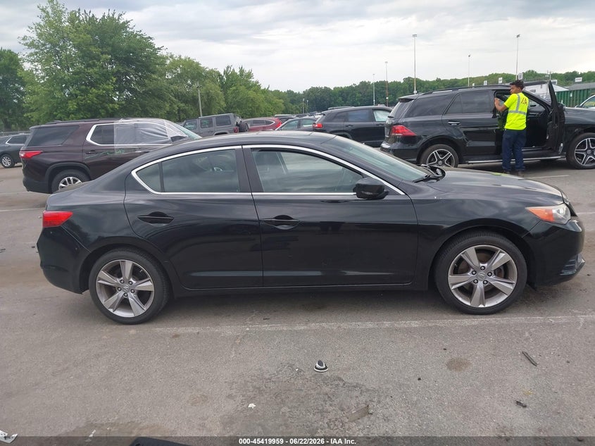2013 Acura Ilx 2.4L VIN: 19VDE2E56DE001243 Lot: 45419959