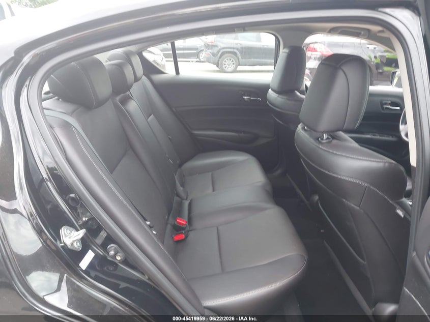 2013 Acura Ilx 2.4L VIN: 19VDE2E56DE001243 Lot: 45419959