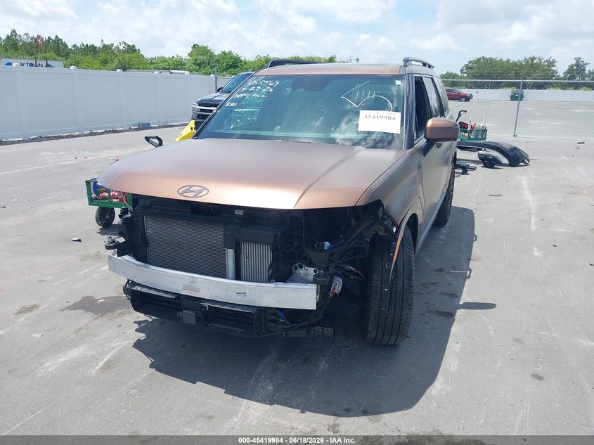 2024 HYUNDAI SANTA FE auction photo 2