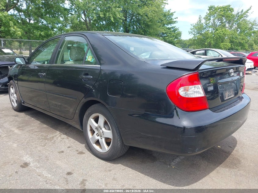 2002 TOYOTA CAMRY auction photo 3