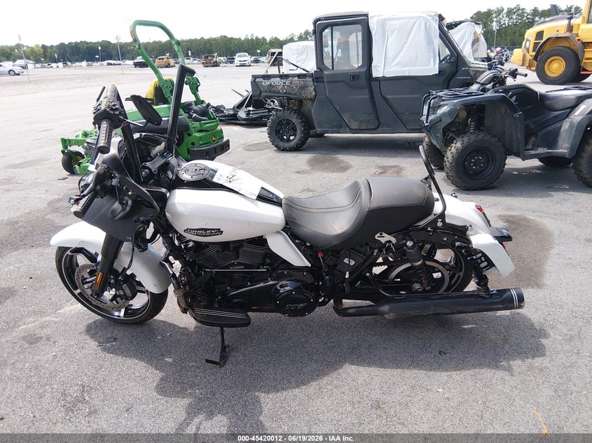 2025 Harley-Davidson Fltrx VIN: 1HD1KH711SB631745 Lot: 45420012
