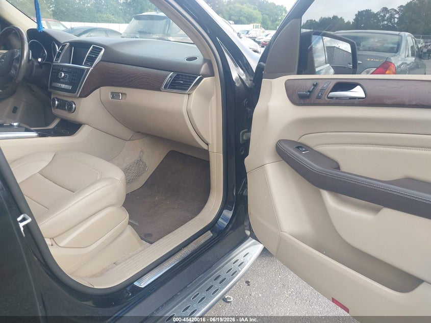 2015 MERCEDES-BENZ ML 350 auction photo 5