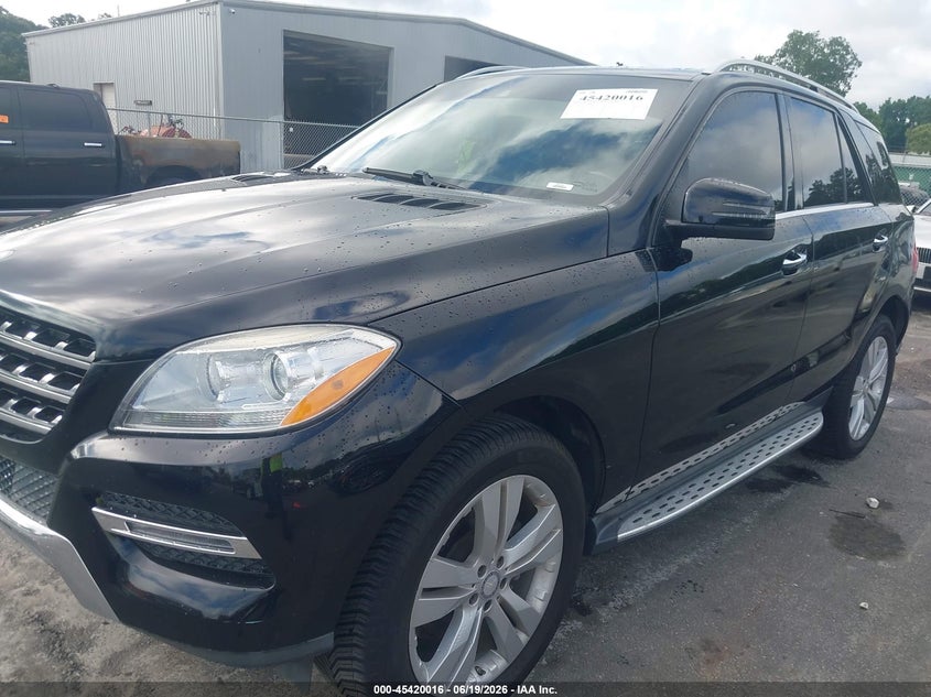 2015 MERCEDES-BENZ ML 350 auction photo 6
