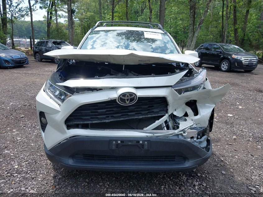 VIN 2T3C1RFV2MW147942 2021 TOYOTA RAV4 XLE PREMIUM