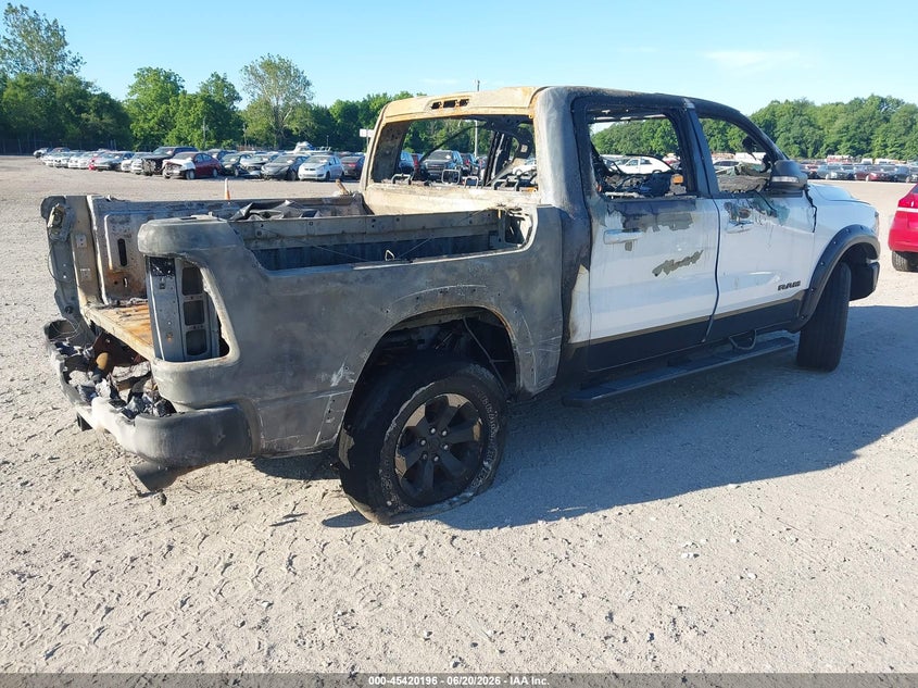 Vin: 1c6srflt3ln155132, lot: 45918247, ram 1500 rebel  4x4 5'7 box 20204
