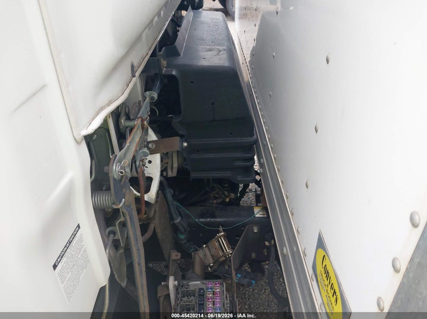 2015 Isuzu Npr Dsl Reg At VIN: JALC4W165F7000940 Lot: 45420214