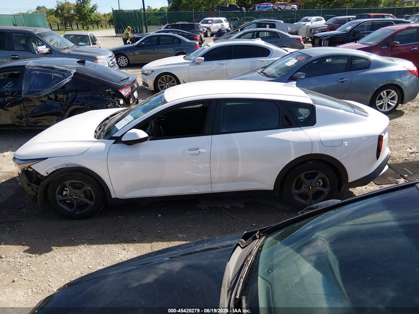 2025 Kia K4 Lxs VIN: 3KPFT4DE6SE220624 Lot: 45420279