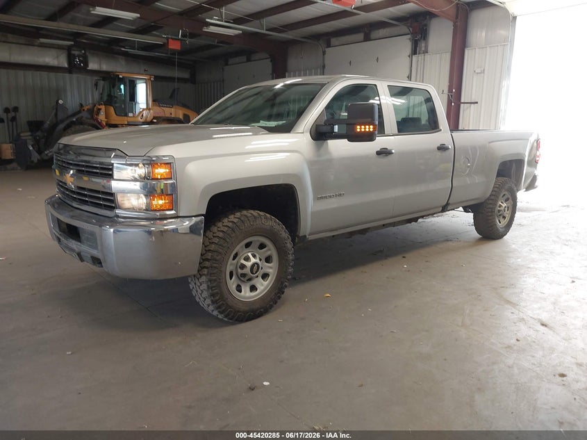 2017 CHEVROLET SILVERADO 3500HD auction photo 2