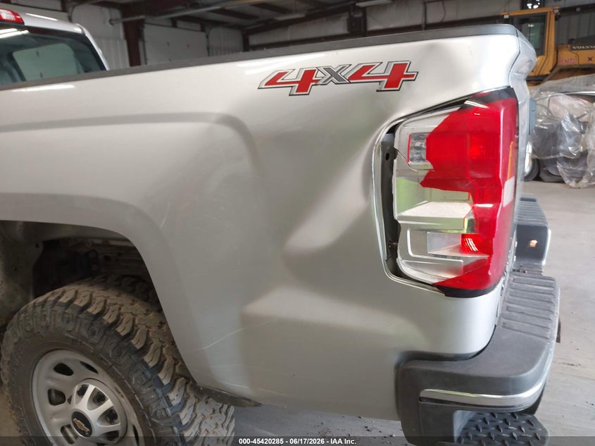 2017 CHEVROLET SILVERADO 3500HD auction photo 6