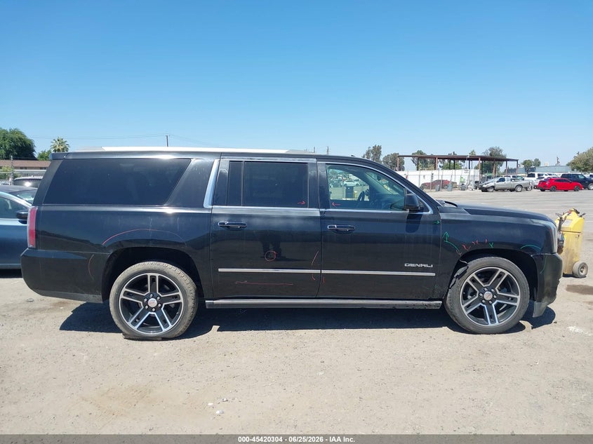 2015 GMC Yukon Xl 1500 Denali VIN: 1GKS2JKJ4FR590498 Lot: 45420304