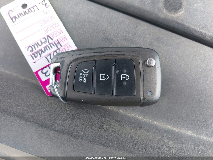 2021 Hyundai Venue Sel VIN: KMHRC8A30MU077693 Lot: 45420329