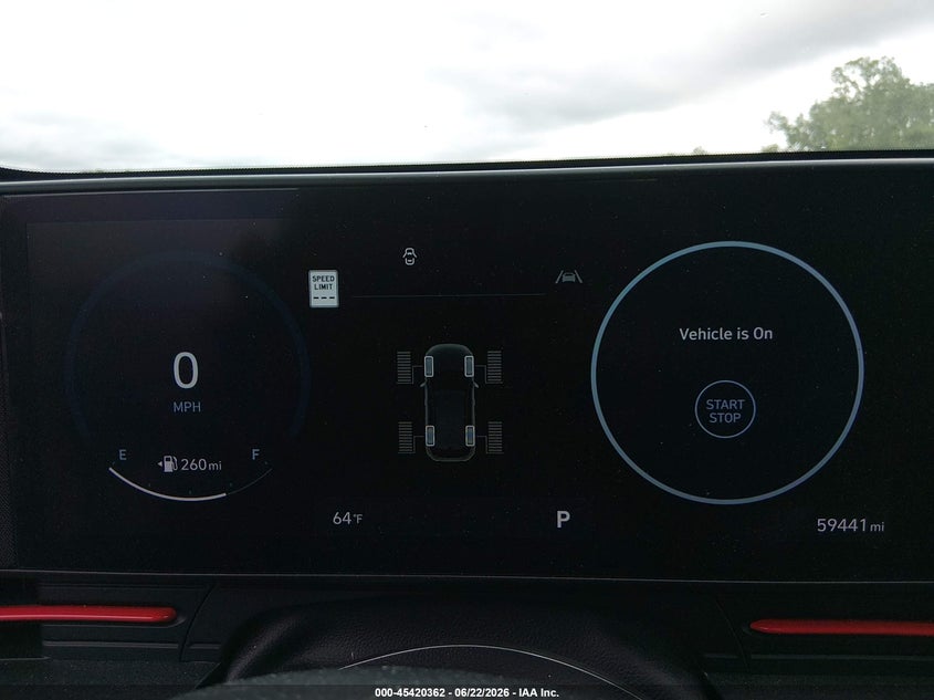 2024 HYUNDAI KONA auction photo 7