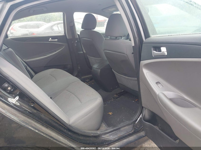 2011 HYUNDAI SONATA auction photo 8