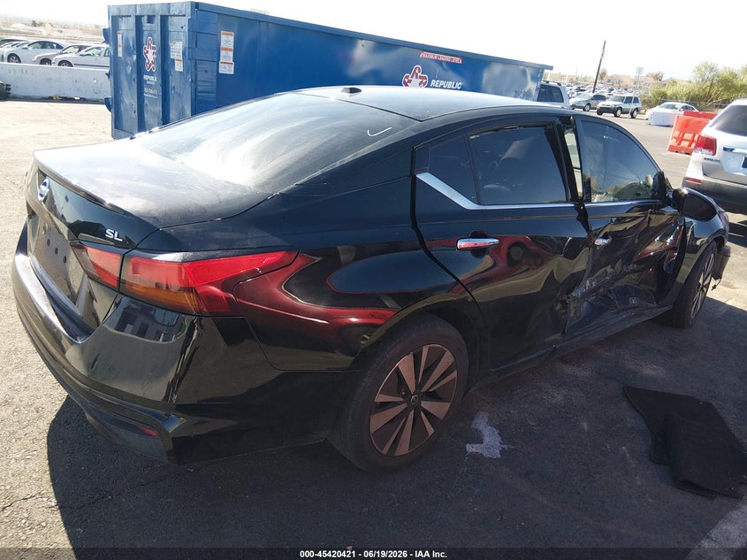 2019 NISSAN ALTIMA auction photo 4