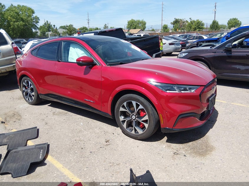 Vin: 3fmtk3su8mma10878, lot: 45918538, ford mustang mach-e premium 2021 img_1