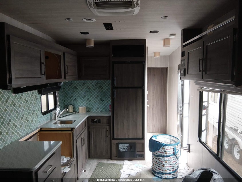 2022 GENESIS SUPREME TRAILER N/A