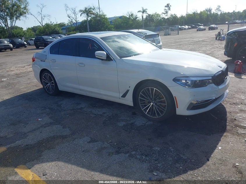 Vin: wbajb1c50jb085663, lot: 45918636, bmw 530e xdrive iperformance 2018 img_1